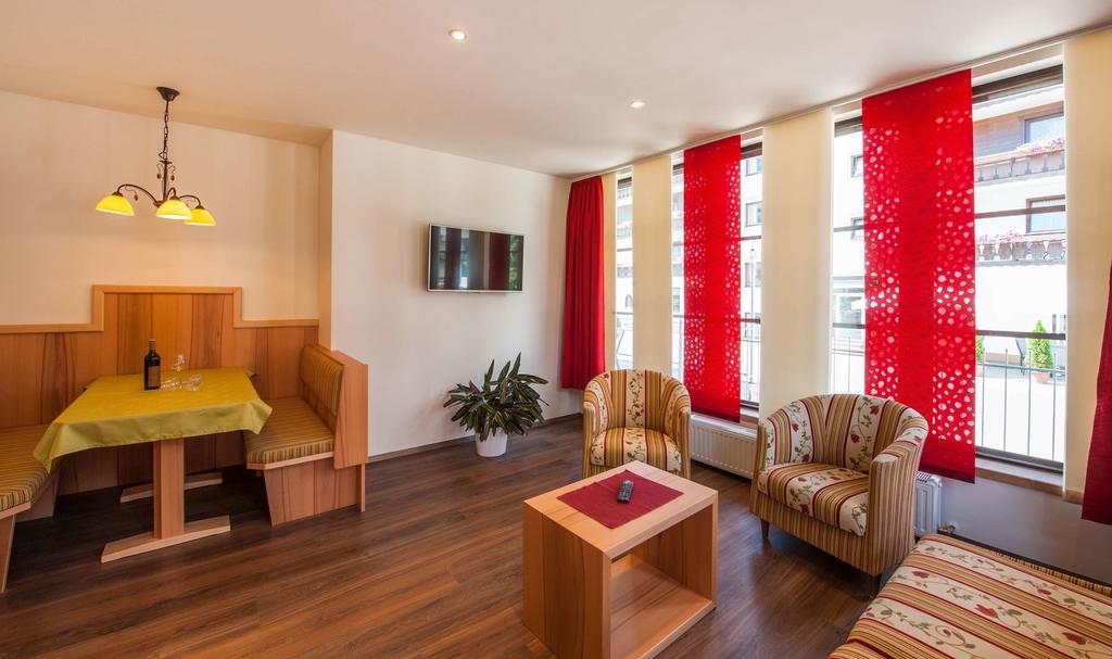 Rustika - Appartements & Spa Эрвальд Экстерьер фото